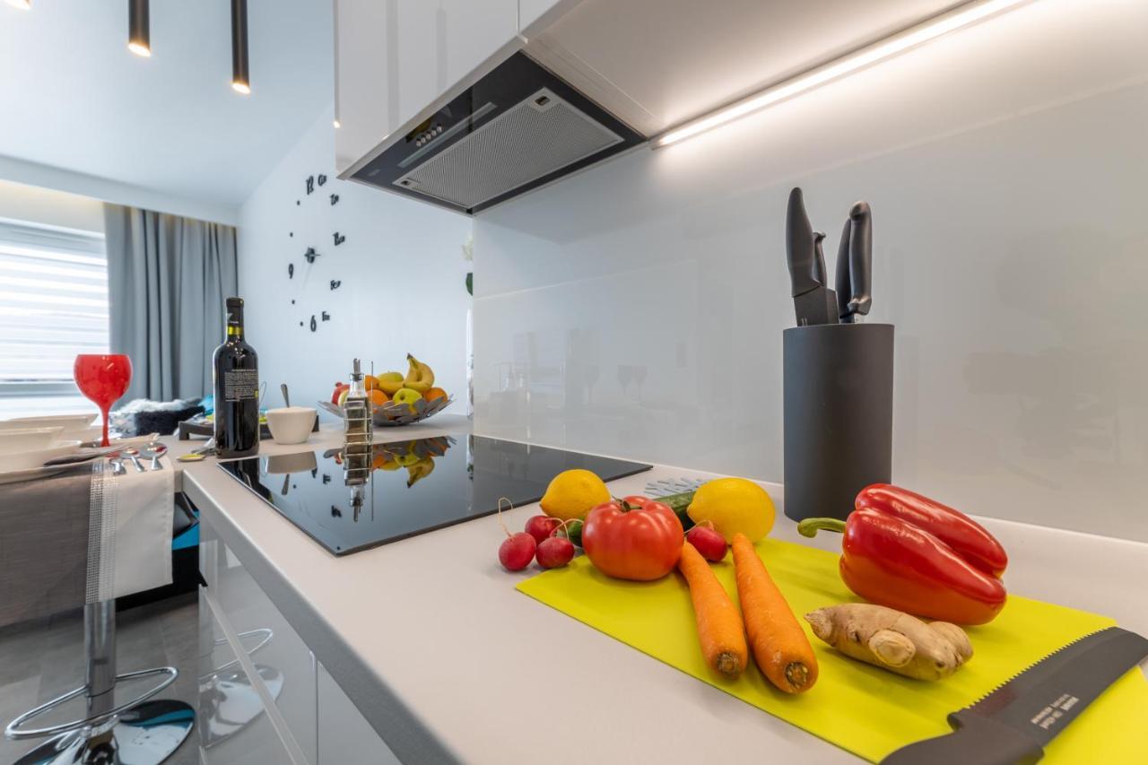 Leo Apartament Delux Устрики-Долішні Екстер'єр фото